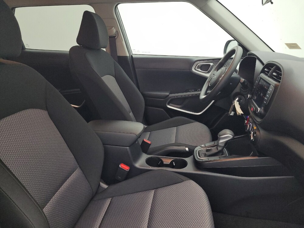 2025 Kia Soul in Raleigh, NC 27604 - 18118421 21