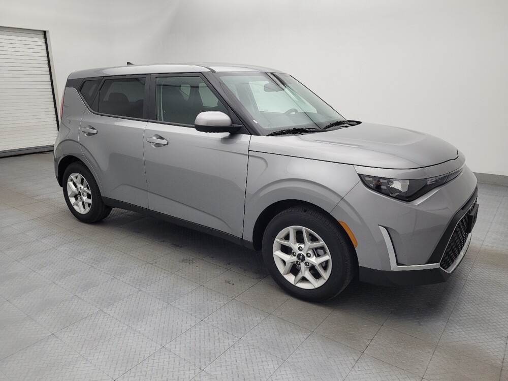 2025 Kia Soul in Raleigh, NC 27604 - 18118421 11