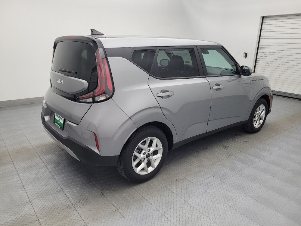 2025 Kia Soul in Raleigh, NC 27604 - 18118421 10