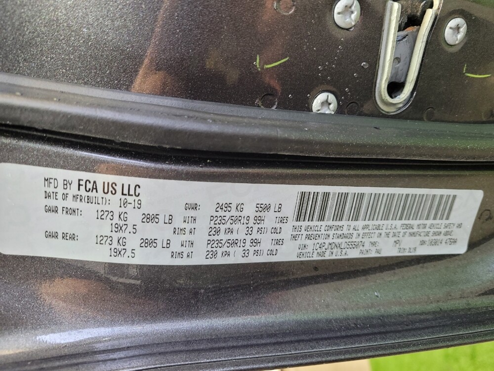 2020 Jeep Cherokee in Louisville, KY 40258 - 18118432 33