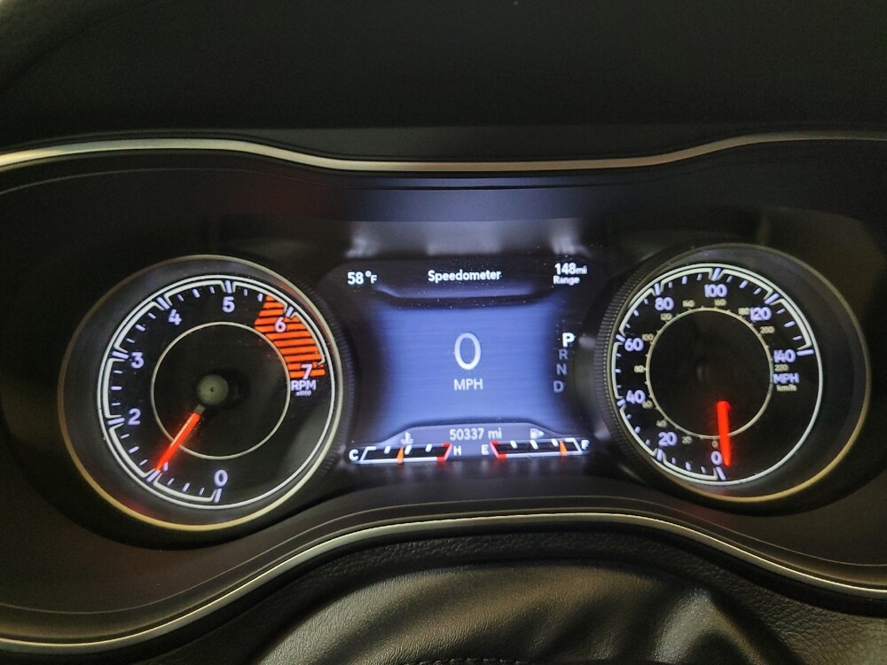 2020 Jeep Cherokee in Louisville, KY 40258 - 18118432 23