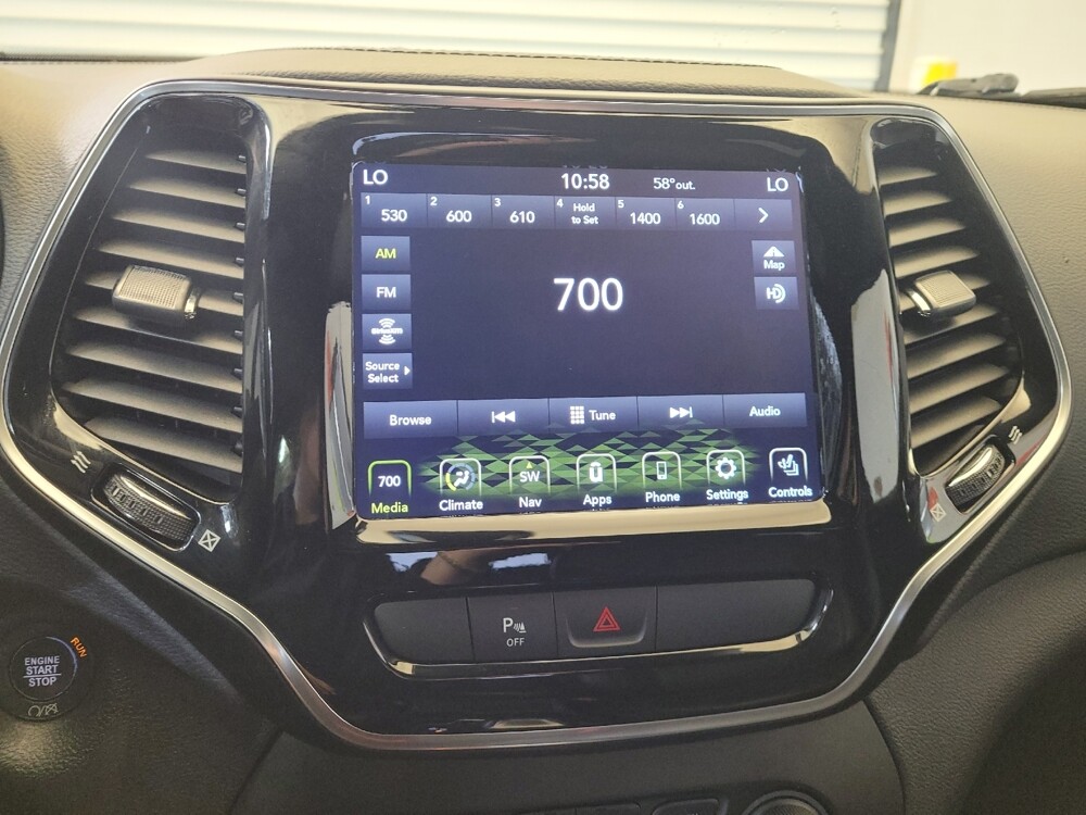 2020 Jeep Cherokee in Louisville, KY 40258 - 18118432 25