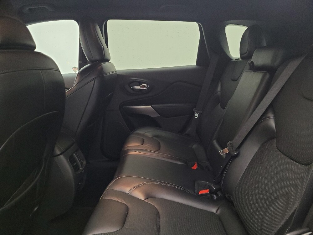 2020 Jeep Cherokee in Louisville, KY 40258 - 18118432 18