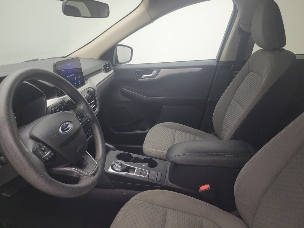 2020 Ford Escape in Columbia, SC 29210 - 18118436 17
