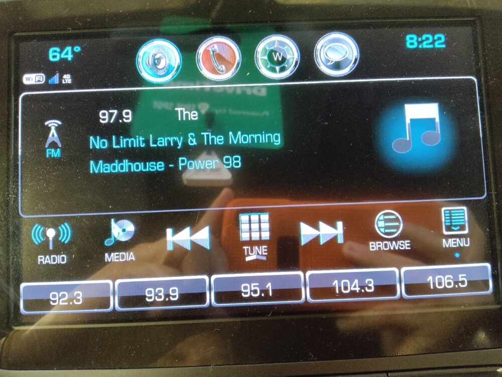 2018 Chevrolet Equinox in Columbia, SC 29210 - 18118438 25