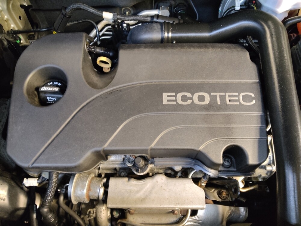 2018 Chevrolet Equinox in Columbia, SC 29210 - 18118438 30