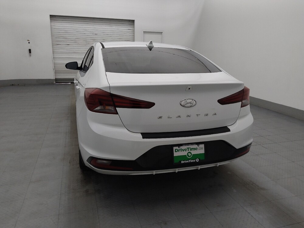 2020 Hyundai Elantra in Fort Myers, FL 33907 - 18118448 6
