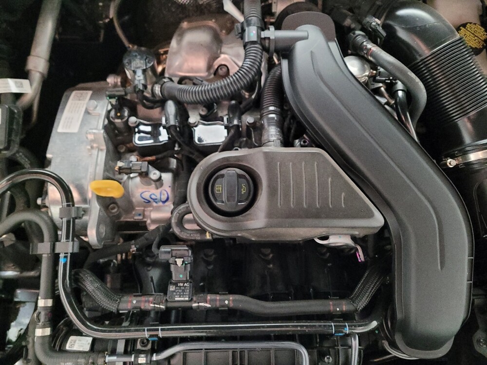 2025 Volkswagen Jetta in Montclair, CA 91763 - 18118459 30