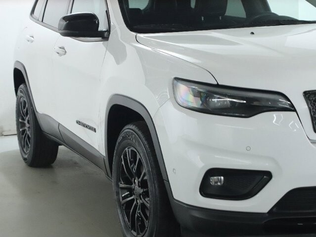 2023 Jeep Cherokee in Bedford, OH 44146 - 18118462 8