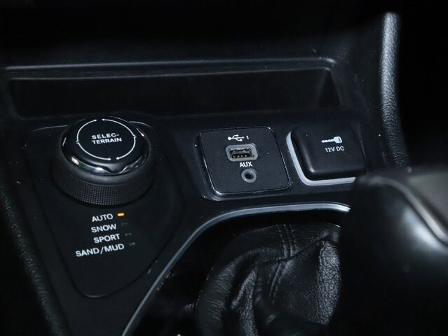 2023 Jeep Cherokee in Bedford, OH 44146 - 18118462 27