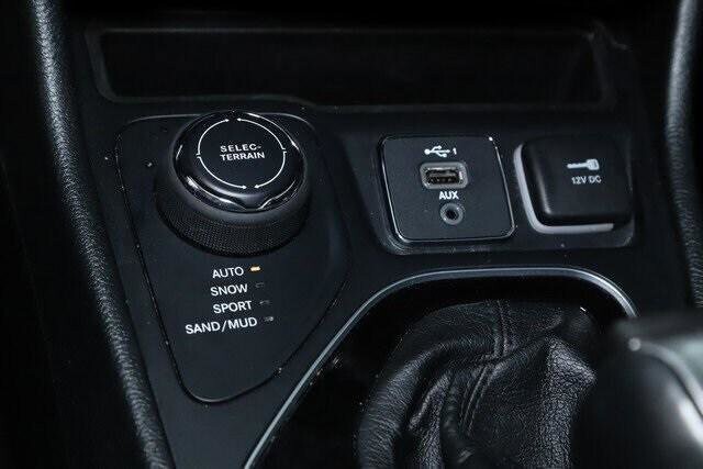 2023 Jeep Cherokee in Bedford, OH 44146 - 18118462 73