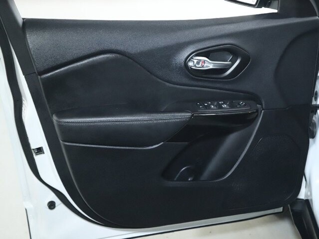 2023 Jeep Cherokee in Bedford, OH 44146 - 18118462 15