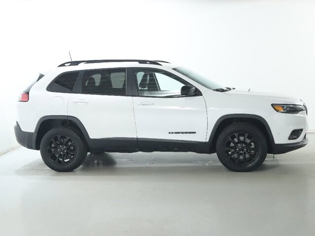 2023 Jeep Cherokee in Bedford, OH 44146 - 18118462 11