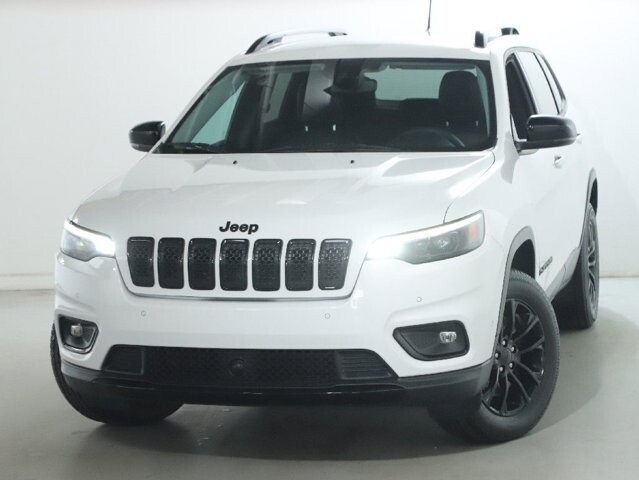 2023 Jeep Cherokee in Bedford, OH 44146 - 18118462 3