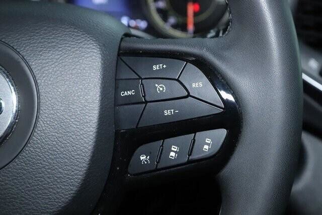 2023 Jeep Cherokee in Bedford, OH 44146 - 18118462 69