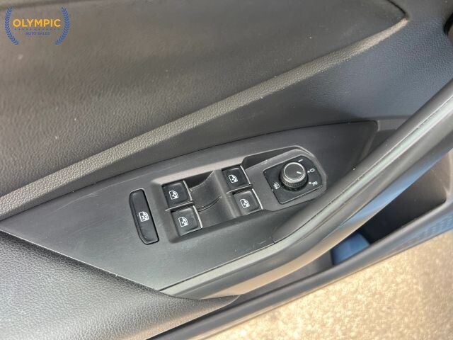 2021 Volkswagen Jetta in Decatur, GA 30032 - 18118469 35