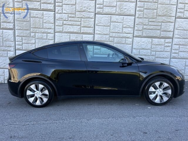 2021 Tesla Model Y in Decatur, GA 30032 - 18118470 8