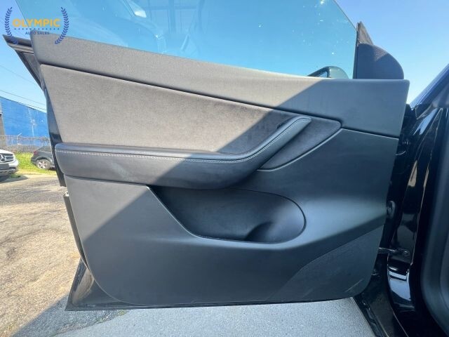 2021 Tesla Model Y in Decatur, GA 30032 - 18118470 36