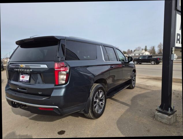 2021 Chevrolet Suburban in Wadena, MN 56482 - 18118473 6