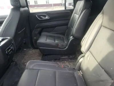 2021 Chevrolet Suburban in Wadena, MN 56482 - 18118473 20