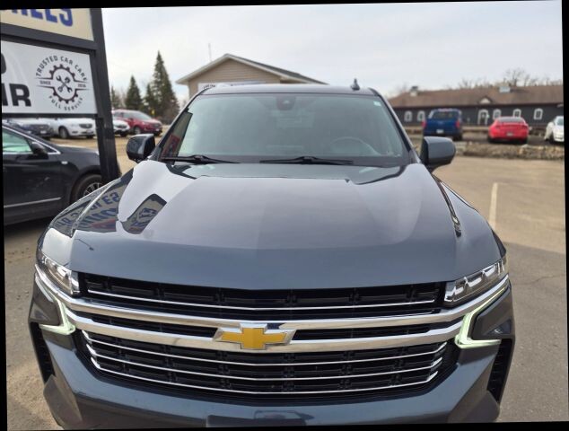 2021 Chevrolet Suburban in Wadena, MN 56482 - 18118473 2