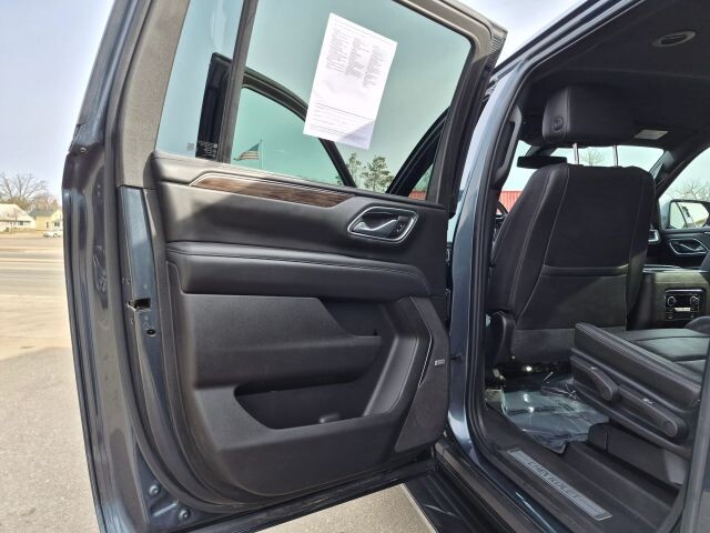 2021 Chevrolet Suburban in Wadena, MN 56482 - 18118473 16