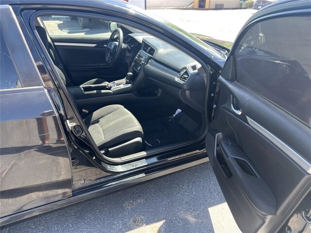 2018 Honda Civic in Mesa, AZ 85212 - 18118479 32