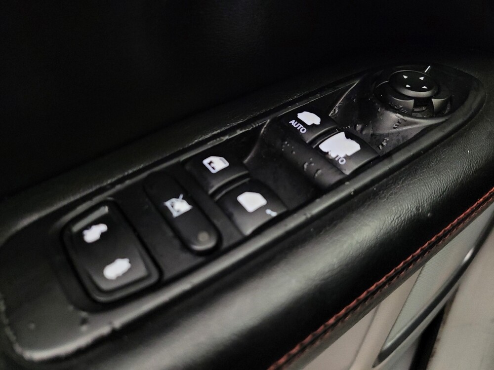 2020 Jeep Compass in Phoenix, AZ 85015 - 18118488 27