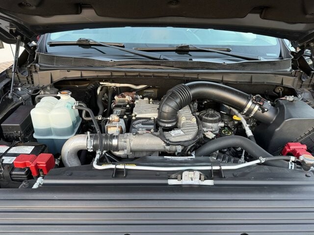 2019 Nissan Titan in Knoxville, TN 37920 - 18118499 34