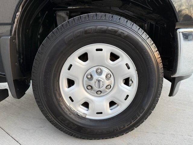 2019 Nissan Titan in Knoxville, TN 37920 - 18118499 31