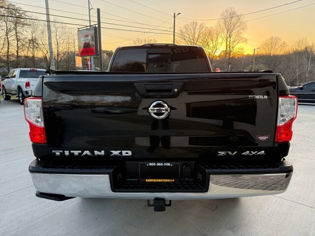 2019 Nissan Titan in Knoxville, TN 37920 - 18118499 6