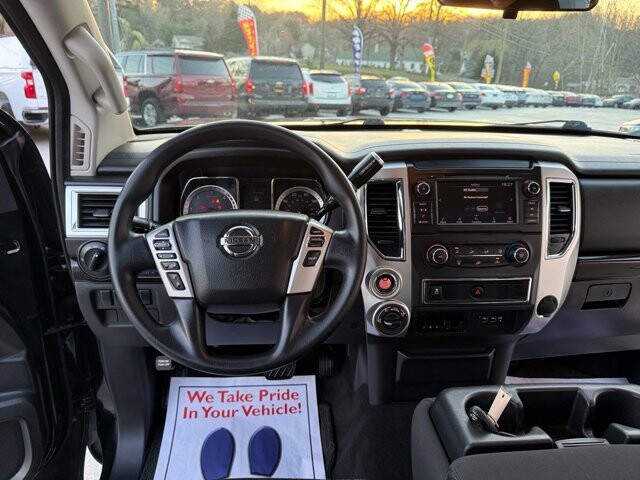 2019 Nissan Titan in Knoxville, TN 37920 - 18118499 18