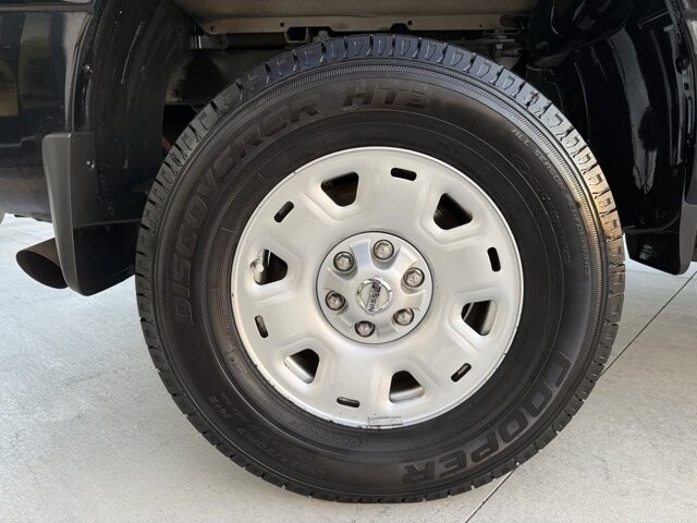 2019 Nissan Titan in Knoxville, TN 37920 - 18118499 32