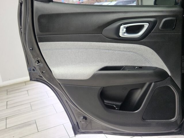 2025 Jeep Compass in Cinnaminson, NJ 08077 - 18118500 12