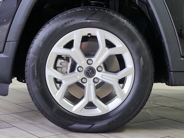 2025 Jeep Compass in Cinnaminson, NJ 08077 - 18118500 9