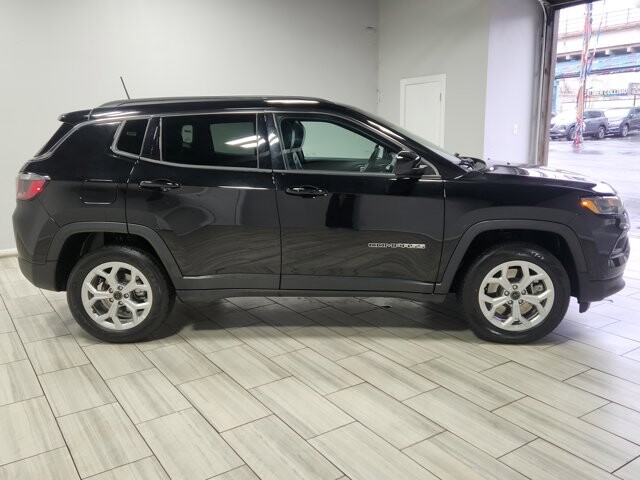 2025 Jeep Compass in Cinnaminson, NJ 08077 - 18118500 6