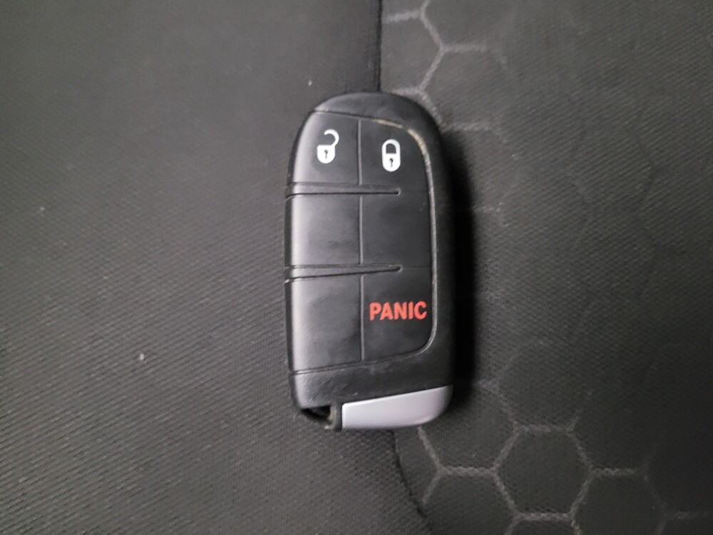 2018 Jeep Compass in Riverside, CA 92504 - 18118506 32