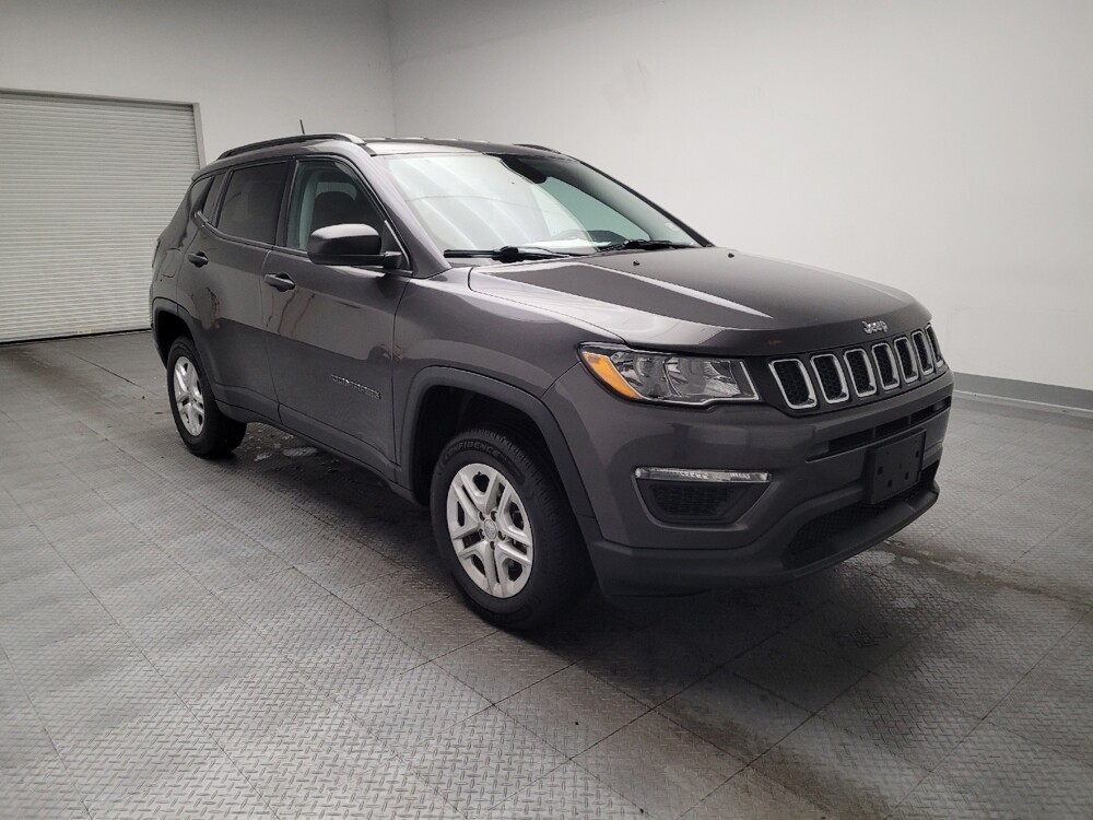 2018 Jeep Compass in Riverside, CA 92504 - 18118506 13