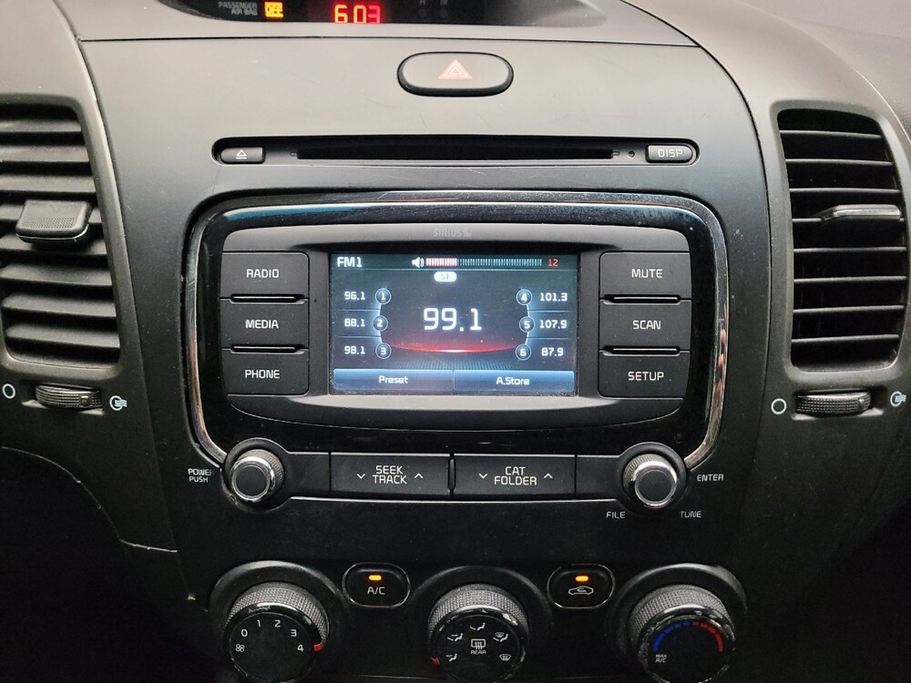 2017 Kia Forte in Bakersfield, CA 93309 - 18118509 25