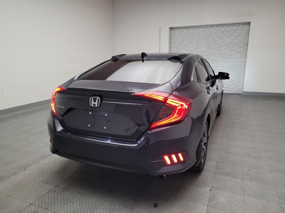 2018 Honda Civic in Riverside, CA 92504 - 18118510 7