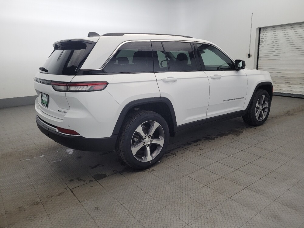 2023 Jeep Grand Cherokee in Langhorne, PA 19047 - 18118521 10