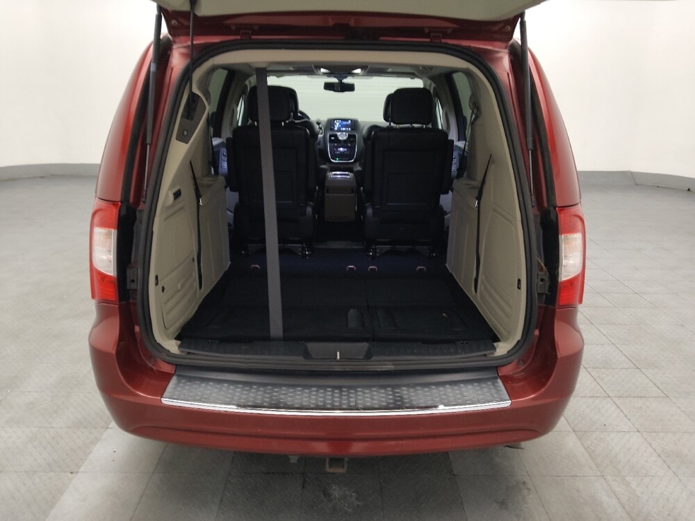 2016 Chrysler Town & Country in Union City, GA 30291 - 18118523 29