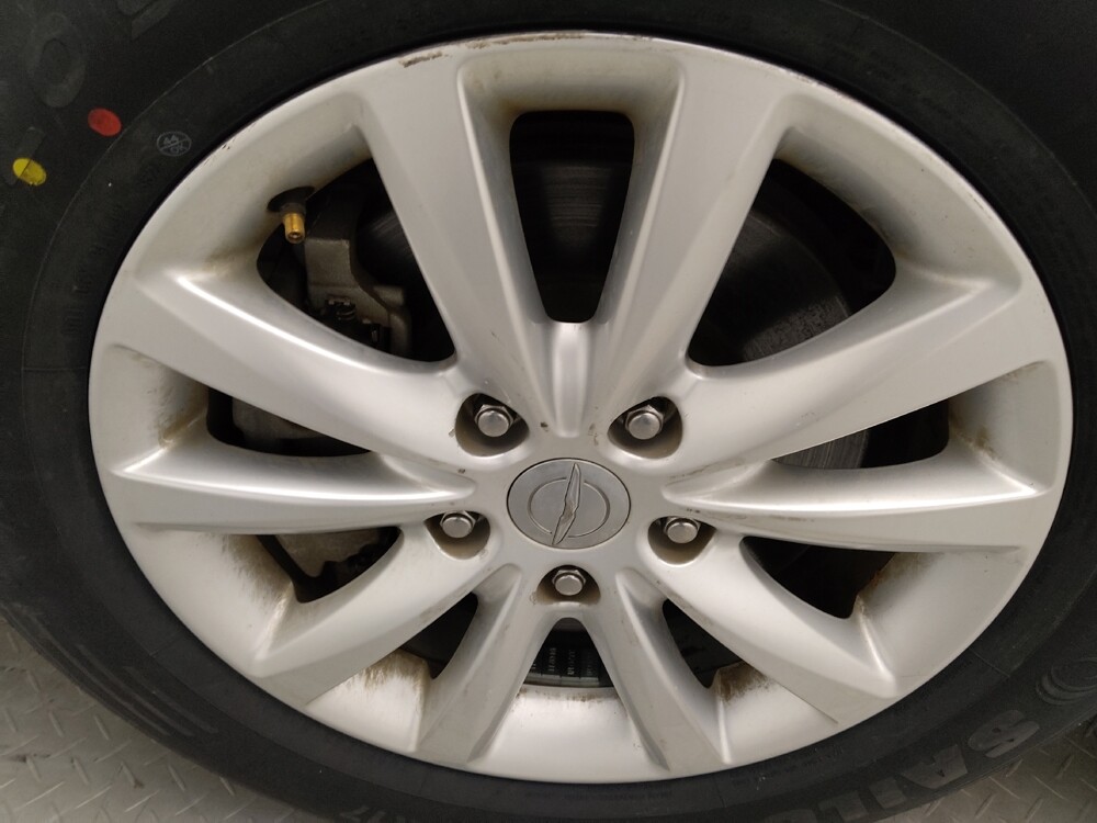 2016 Chrysler Town & Country in Union City, GA 30291 - 18118523 31