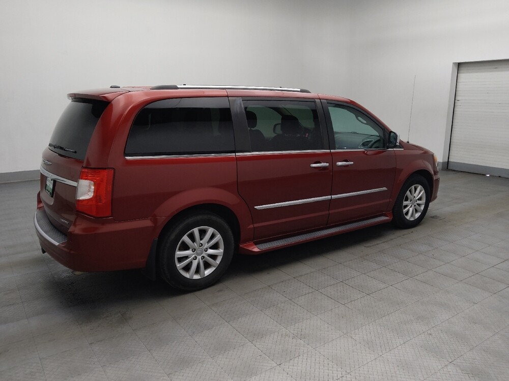 2016 Chrysler Town & Country in Union City, GA 30291 - 18118523 10