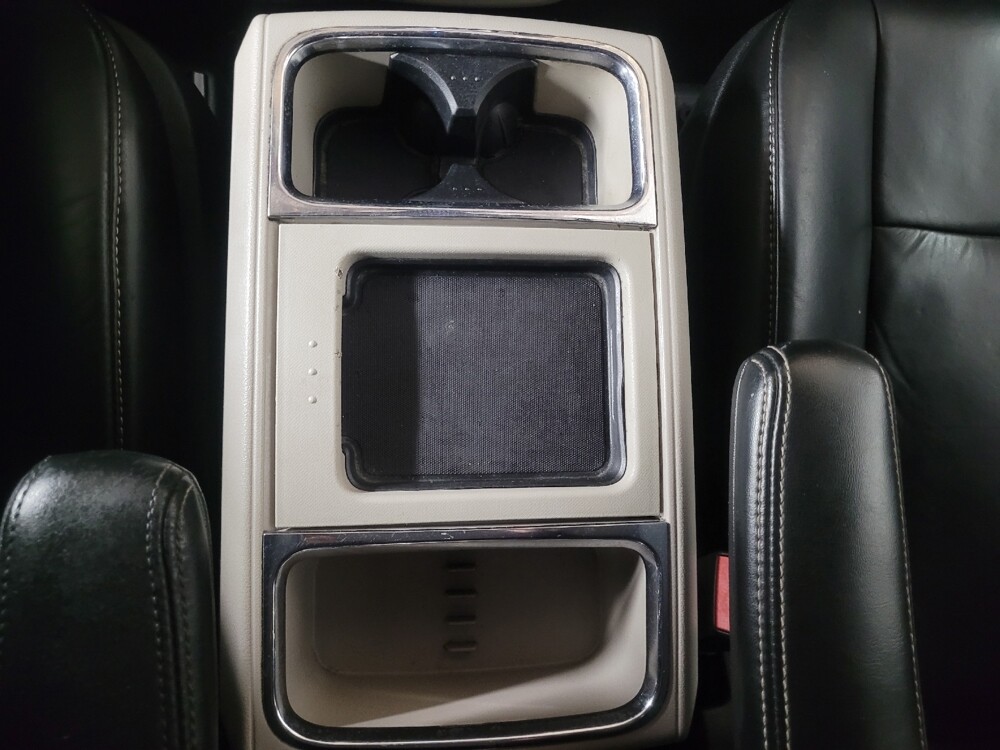 2016 Chrysler Town & Country in Union City, GA 30291 - 18118523 26