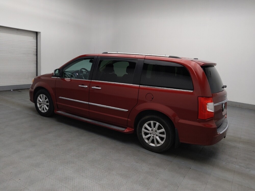 2016 Chrysler Town & Country in Union City, GA 30291 - 18118523 3