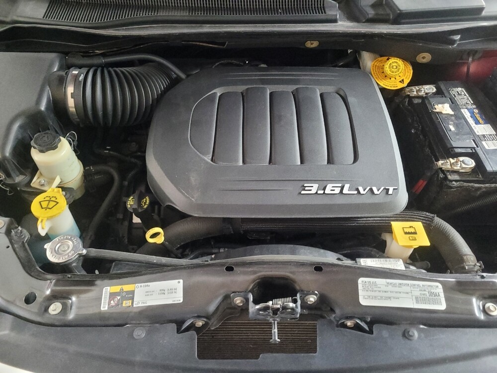 2016 Chrysler Town & Country in Union City, GA 30291 - 18118523 30