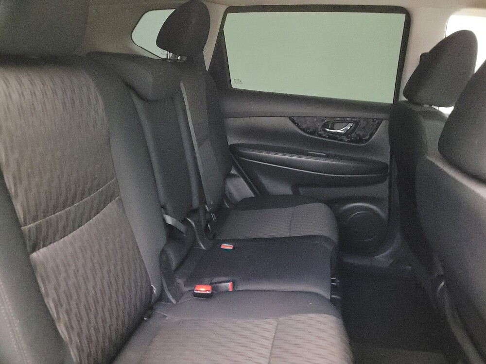 2019 Nissan Rogue in Phoenix, AZ 85022 - 18118564 19