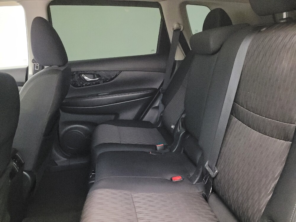 2019 Nissan Rogue in Phoenix, AZ 85022 - 18118564 18