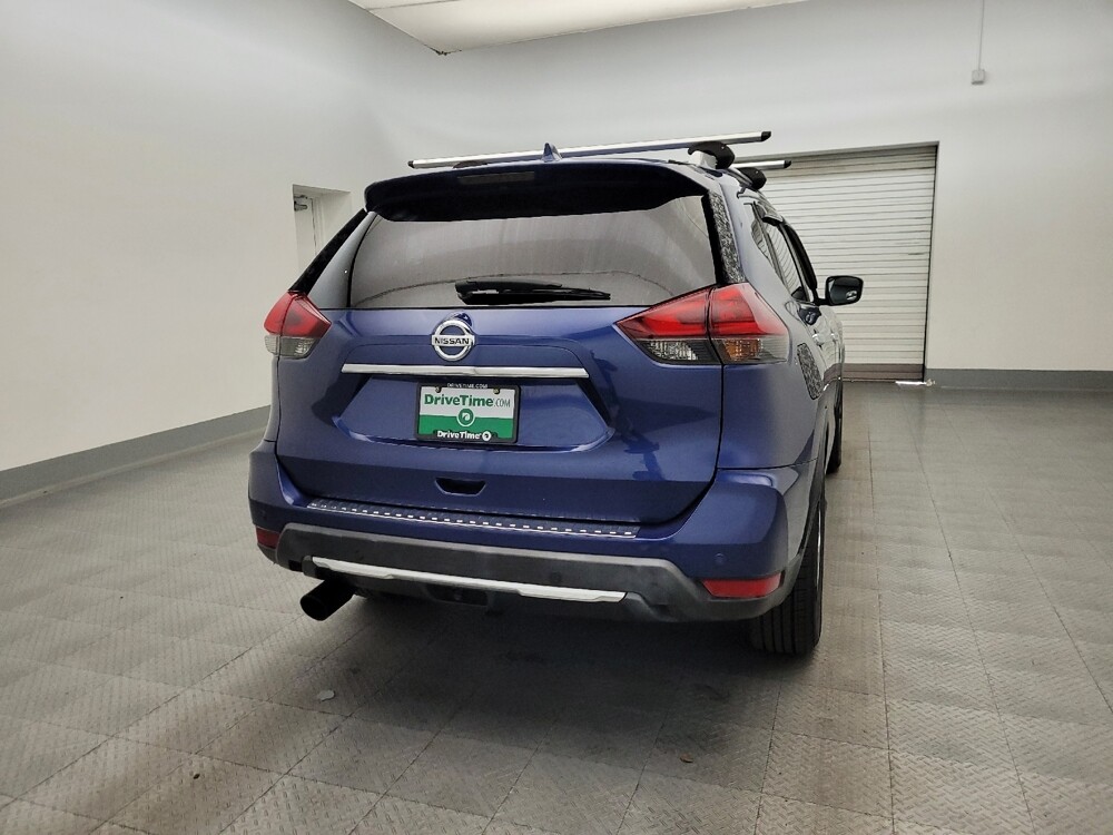 2019 Nissan Rogue in Phoenix, AZ 85022 - 18118564 7